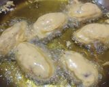 A picture of step 2 of Aloo ke pakode.