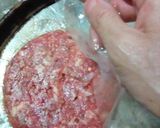 A picture of step 5 of Grilled Paty-Chori Burgers.