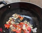 A picture of step 2 of Cheesy Veg Bun.