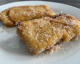 Foto del paso 5 de la receta: Torrijas con almíbar de miel sin lactosa