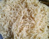 Foto langkah ke 1 dari resep Bakmie Goreng Usus Ayam.