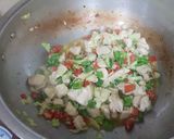 A picture of step 5 of Chicken fried rice.