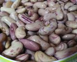 Foto del paso 1 de la receta: Alubias con sepia y alcachofas