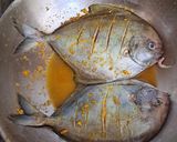 Foto langkah ke 1 dari resep Ikan Bawal Goreng Sambal Merah.