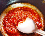 शेजवान सॉस (schezwan sauce recipe in marathi) रेसिपी स्टेप 3 फोटो 