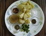 হিং এর জলে আলু মরিচ (Hing er jol e aloo morich recipe in Bengali) রেসিপি ধাপ - 1 ছবি