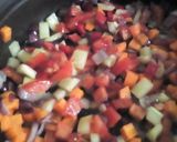 Fűszeres mexikói rizs sült csirkecombbal recept fázis 2 fotója