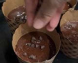 Foto langkah ke 5 dari resep Choco Muffin.