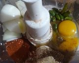 A picture of step 2 of Chicken chappli kabab.
