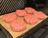 A picture of step 4 of Homemade Mini Cheeseburgers.