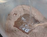 Foto del paso 3 de la receta: Torta colorida de chocolate para las peque 🥮🪅