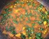 A picture of step 6 of Potato Peas Curry.