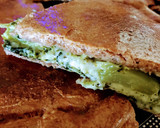 Foto del paso 6 de la receta: Empanada de espelta integral rellena de kale, brócoli y mozzarella