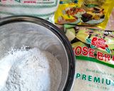 Foto langkah ke 1 dari resep Chapssal Korean Donuts.