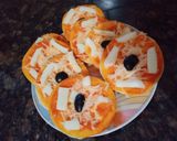 صورة لخطوة 6 من وصفة ميني بيتزا 🍕