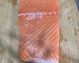 Foto del paso 1 de la receta: Sabor a mi: Salmón 🍣 con ajo