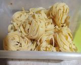 A picture of step 1 of Alfredo pasta.