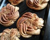 A picture of step 15 of Cinnamon sweet bread.