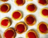 Foto del paso 3 de la receta: Galletitas de fresa y vainilla