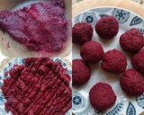 A picture of step 2 of Beetroot stuffed Paratha.