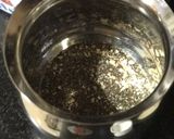 A picture of step 1 of Strawberry Peanuts Overnight Oats.