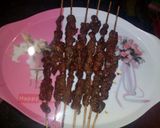 Foto langkah ke 6 dari resep Sate Sapi Empuk.