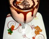 A picture of step 4 of Chocolate oreo shakes.