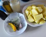 Foto del paso 1 de la receta Puré de patatas al limón y romero