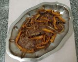 Foto del paso 3 de la receta: Bifes de hígado con cebolla y pimiento