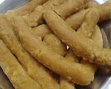A picture of step 2 of Rajasthani gatte ki sbji.