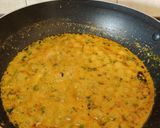A picture of step 20 of Methi Matar Malai.