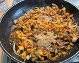 Une image de l'étape 9 de Nouilles de riz sautées aux légumes et épices.