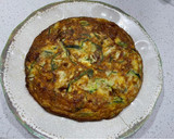 Foto del paso 4 de la receta: Tortilla fácil de zapallito italiano