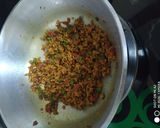 A picture of step 4 of Soya Paneer Sunflower Pratha.