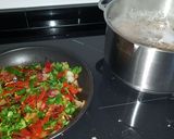Foto del paso 3 de la receta Espaguetis integrales sin lactosa con mucho color y sabor!💥🍝