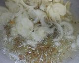A picture of step 4 of Chicken pulao.