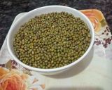 भुनी हुई हरी मूंग की दाल(bhuni huyi hari moong ki dal recipe in Hindi) रेसिपी चरण 1 फोटो