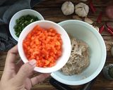 Gambar langkah 2 resipi Homemade dimsum goreng.