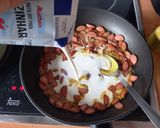 Foto del paso 5 de la receta: 295. Lacitos con salchichas