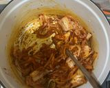 Foto langkah ke 4 dari resep Kimchi jjigae (sup kimchi) by irre_desirre.