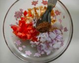 A picture of step 3 of Guava raisin salsa.