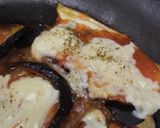 Foto del paso 7 de la receta: Berenjenas a la pizza🍆🧀🥯🍅🥙