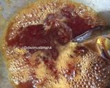Foto langkah ke 3 dari resep Bolu Sarang Semut/Caramel Cake, 4 telur.