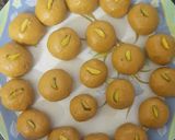 बेसन के लड्डू(besan laddu recipe in hindi) रेसिपी चरण 6 फोटो