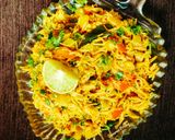 गव्हाच्या शेवयाचे उपीट (Ghavachya shewayache Upit Recipe In Marathi) रेसिपी स्टेप 4 फोटो 