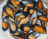 Foto del paso 1 de la receta: Mejillones con salsa de romesco