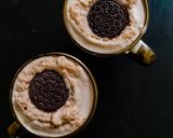 A picture of step 4 of Oreo Shake.