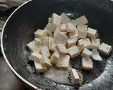 A picture of step 4 of Dhaba style spicy kadai paneer.
