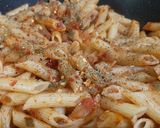 A picture of step 4 of Onion Tomato Pasta.