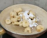 A picture of step 2 of Banana Caramel.